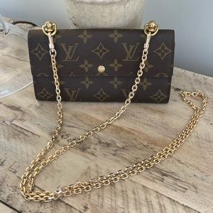 Authentic Louis Vuitton Wallet/Crossbody